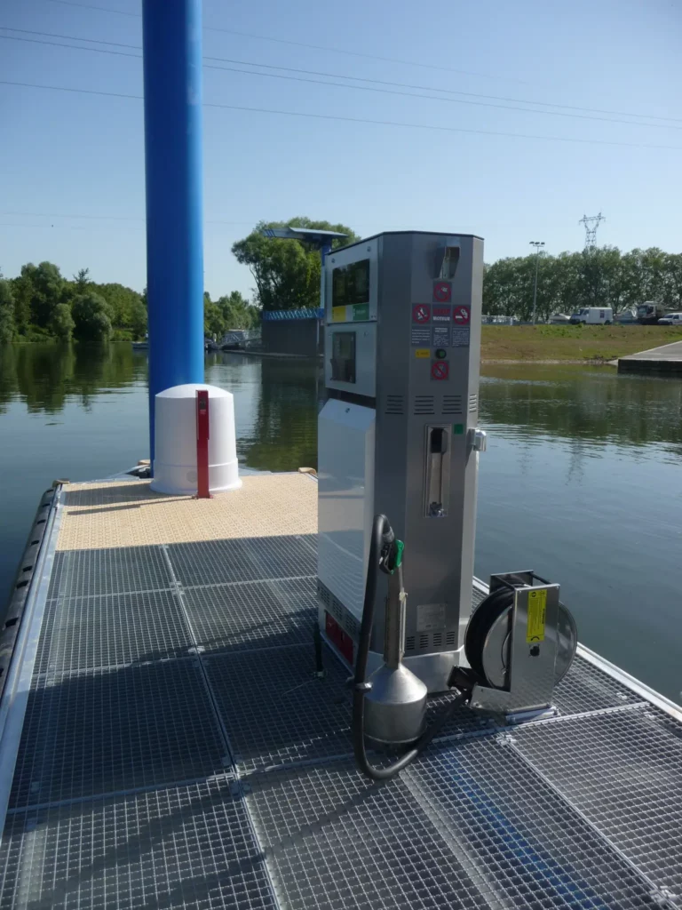 Distributeur maritime